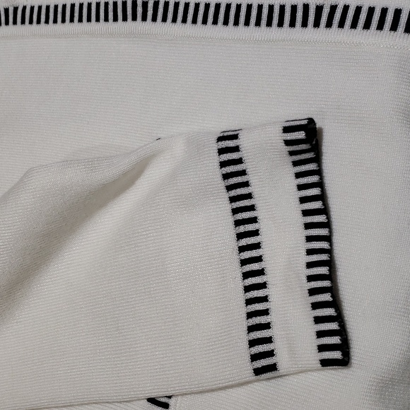 Nwt Adrianna Papell Crew Neck Cardigan with Stitch Detail - Picture 11 of 15